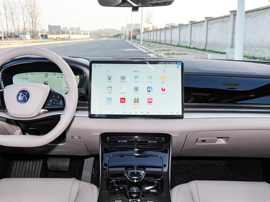 BYD Han 2025 EV Smart Drive 506KM Premium