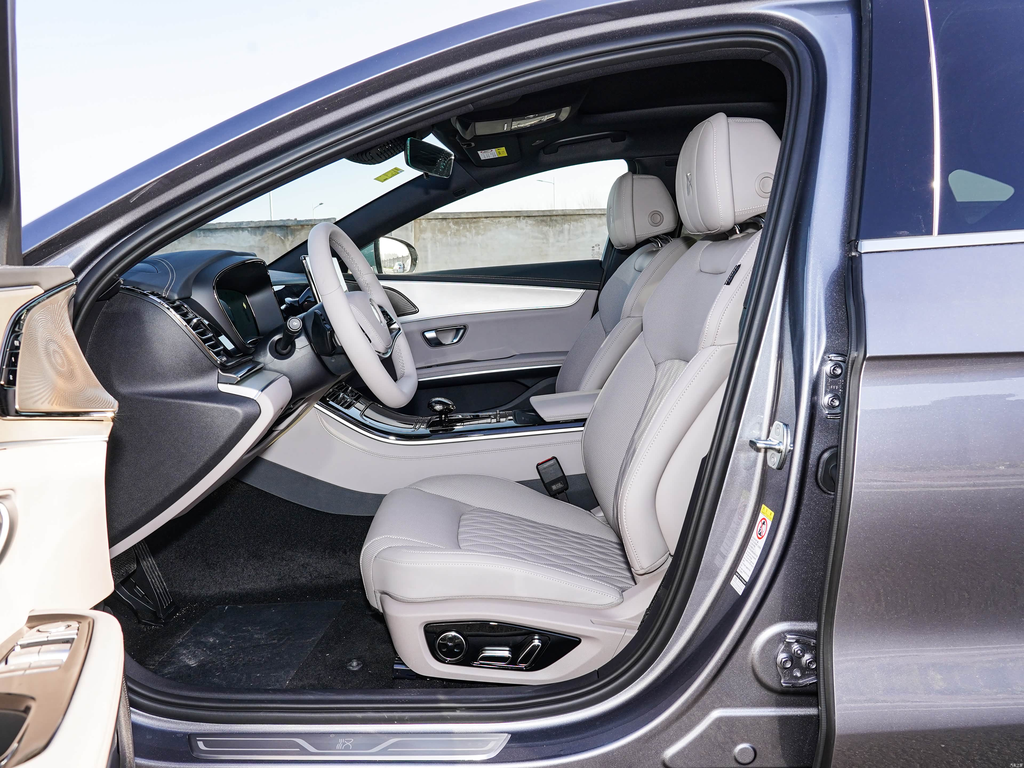 BYD Han 2025 EV Smart Drive 506KM Premium