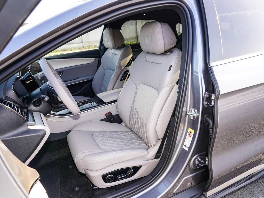 BYD Han 2025 EV Smart Drive 506KM Premium