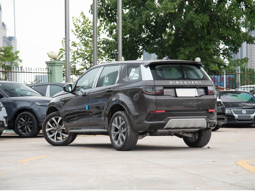 Land Rover Discovery Sport 2025 249PS Performance Tech