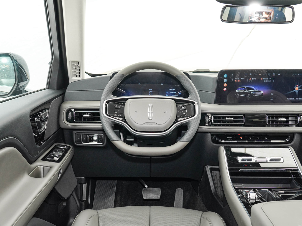Lincoln Aviator 2024 3.0T V6 AWD Elegant 6 seats