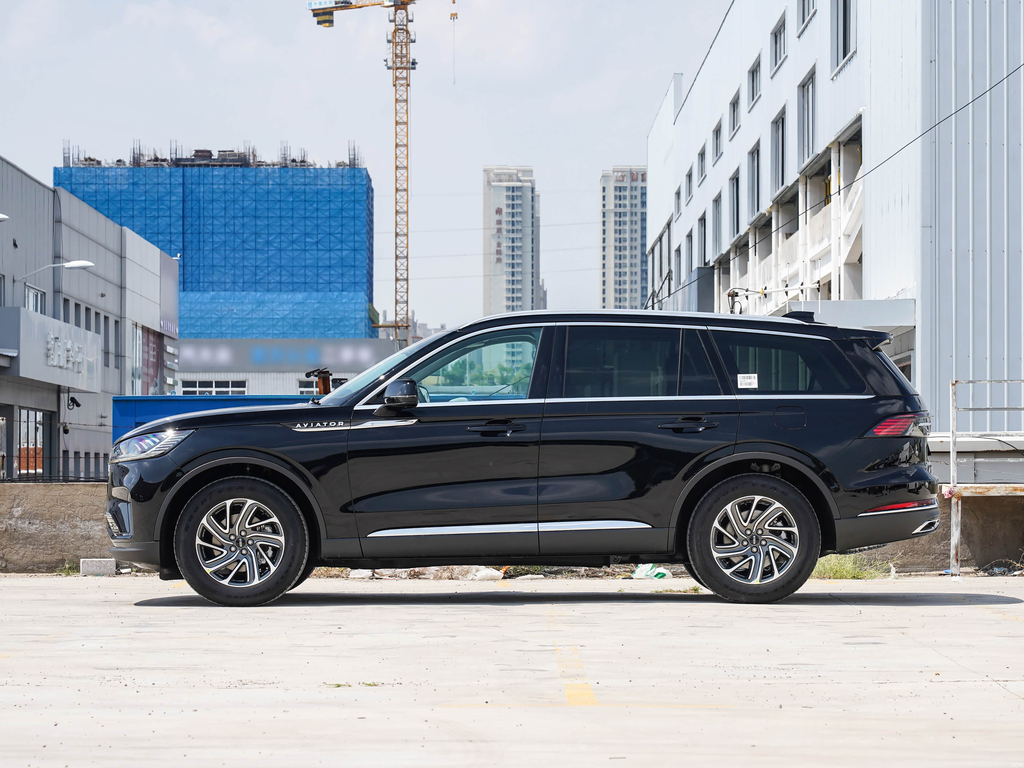 Lincoln Aviator 2024 3.0T V6 AWD Elegant 6 seats