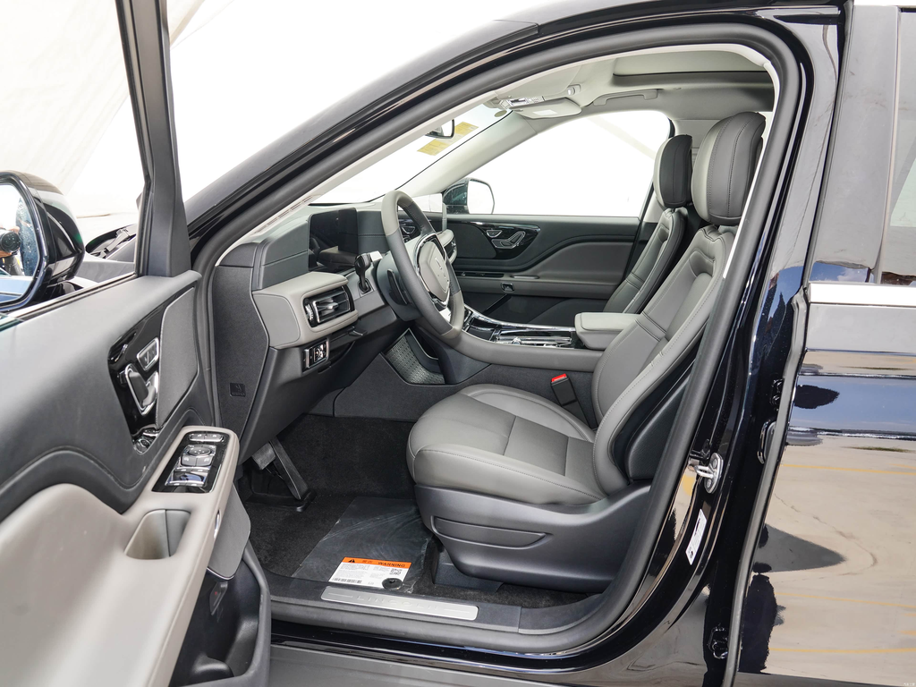 Lincoln Aviator 2024 3.0T V6 AWD Elegant 6 seats