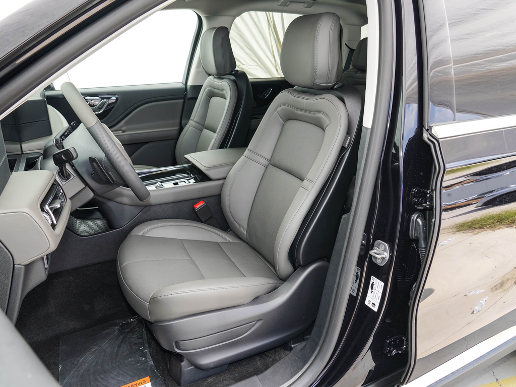 Lincoln Aviator 2024 3.0T V6 AWD Elegant 6 seats
