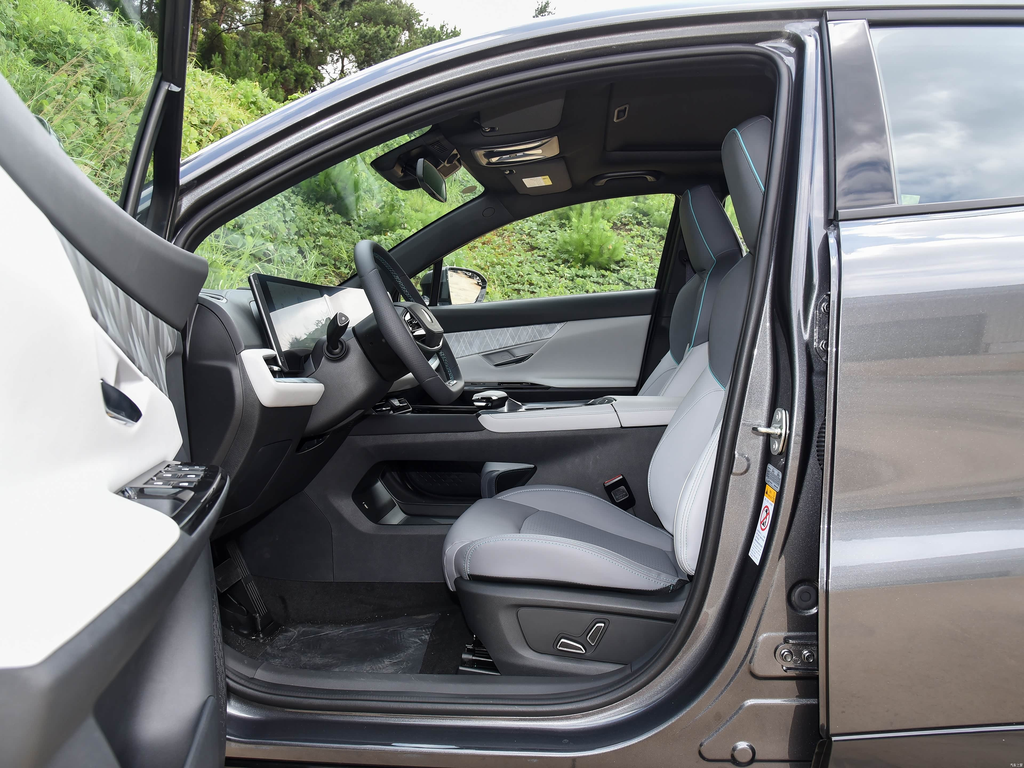 Changan UNI-T 2023 2nd Gen 1.5T Premium