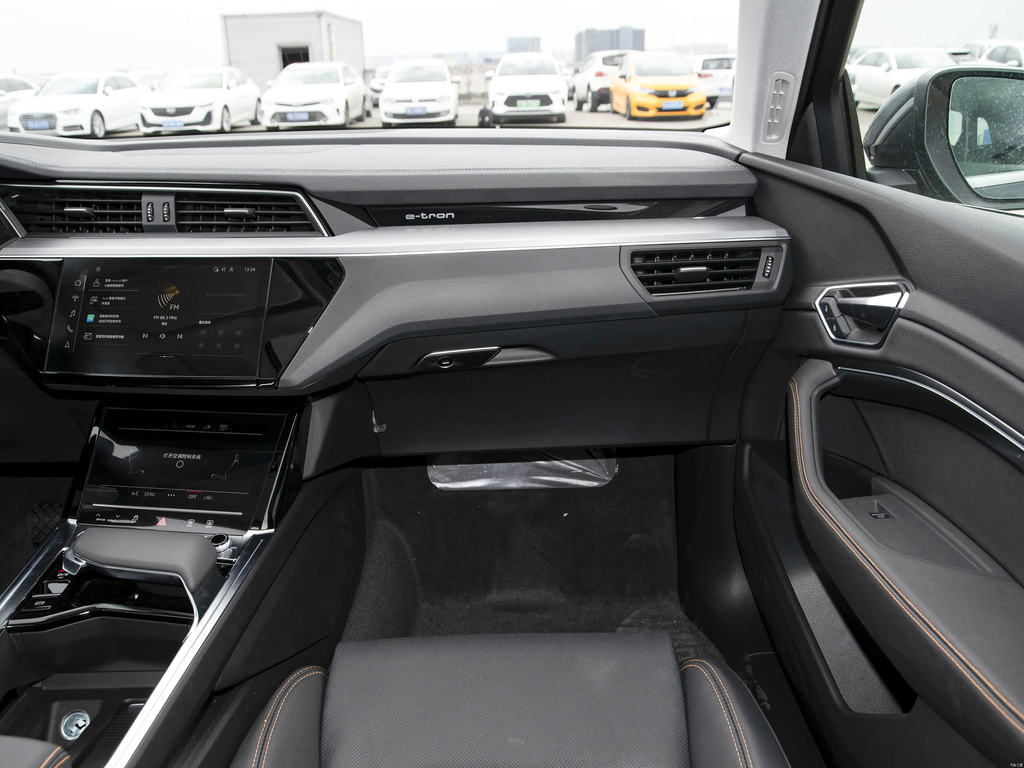 Audi e-tron 2021 50 quattro Luxury