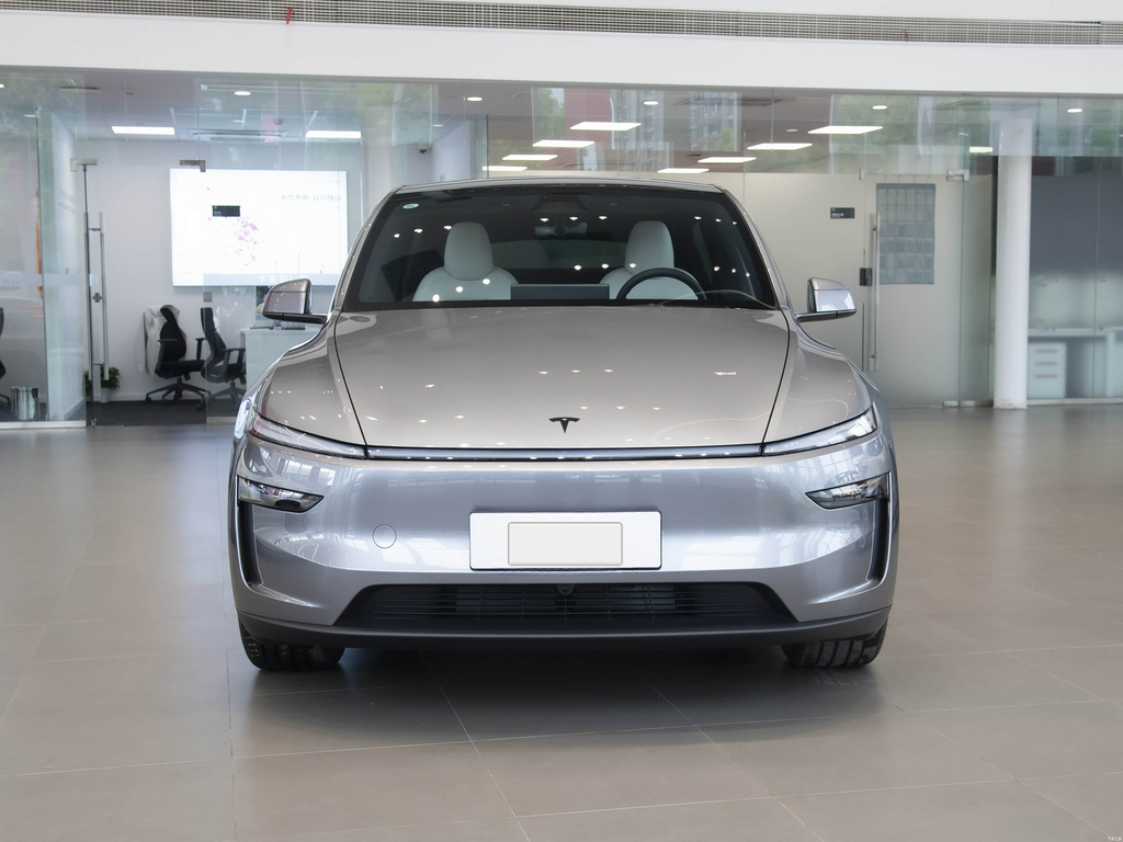 Tesla Model Y 2026 RWD