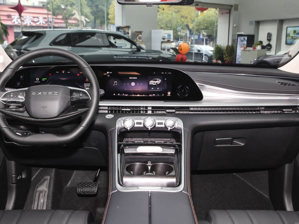 Chery EXEED Lingyun 2026 300T 2WD Surpass Edition