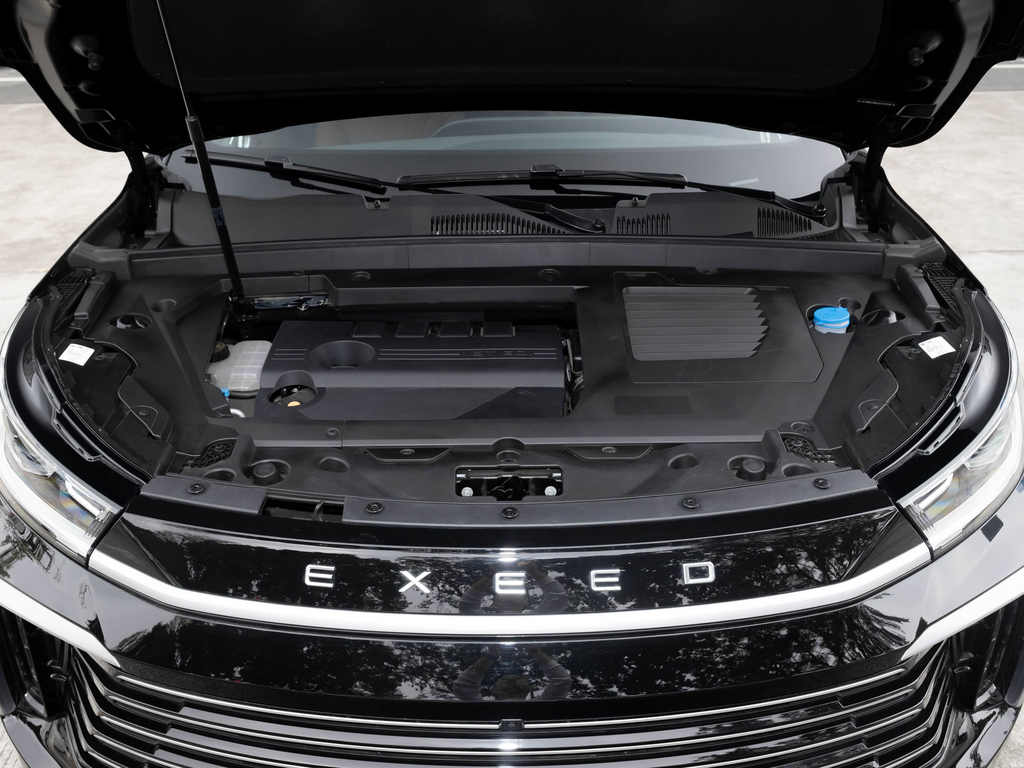 Chery EXEED Lingyun 2026 300T 2WD Surpass Edition
