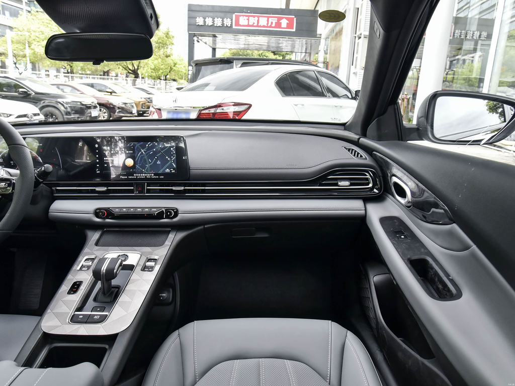 GAC Trumpchi Empow 2025 270T DCT R-Style Edition
