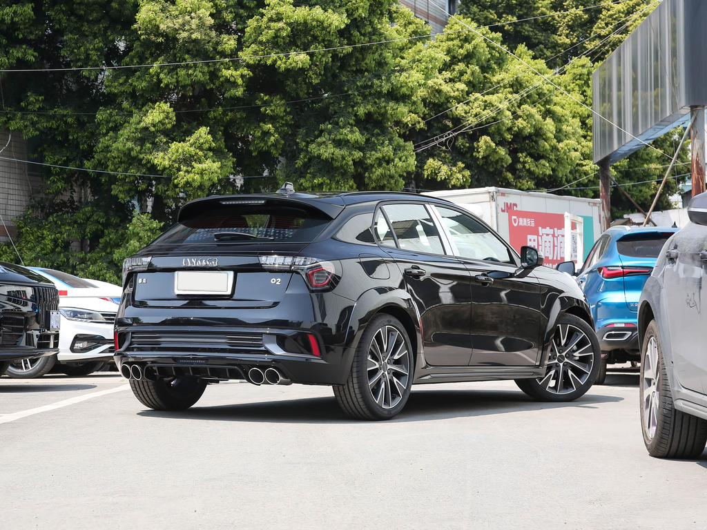 Lynk Co 02 Hatchback 2022 2.0TD Plus