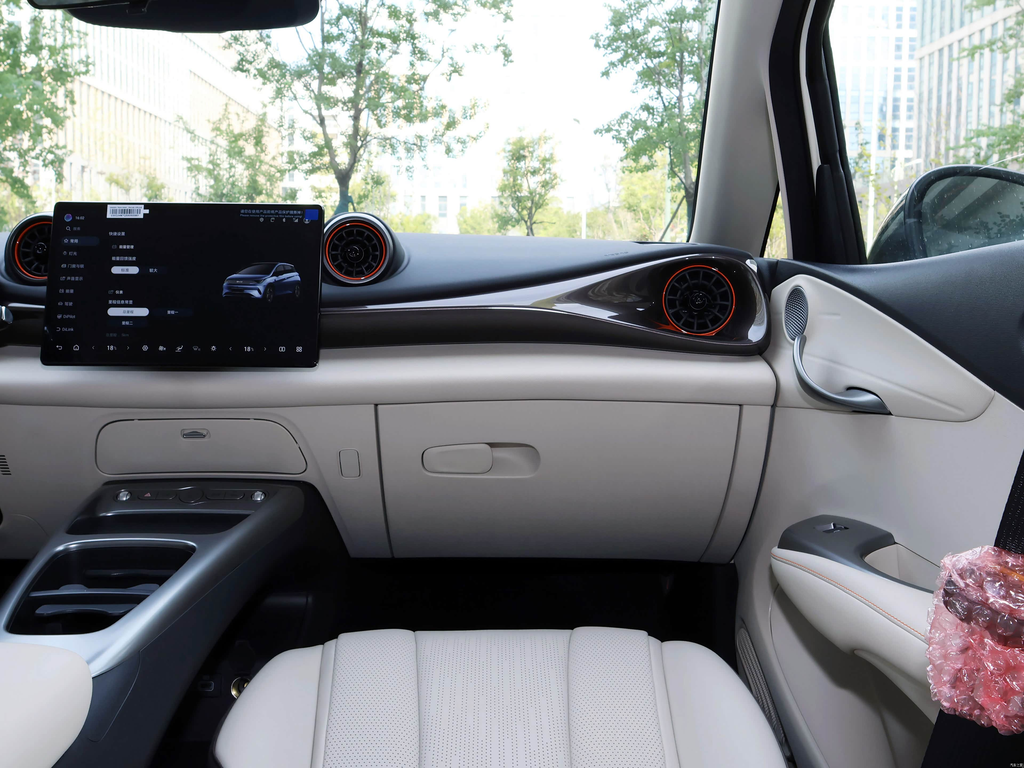 BYD Dolphin 2025 Smart Drive 420km Free Edition