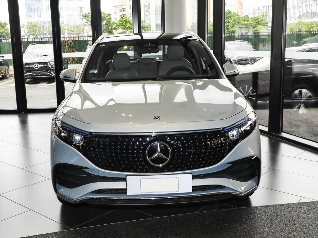 Mercedes-Benz EQA 260 2025