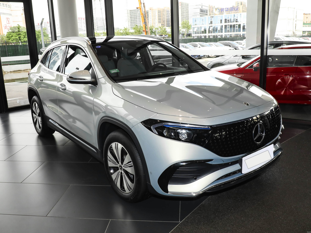 Mercedes-Benz EQA 260 2025