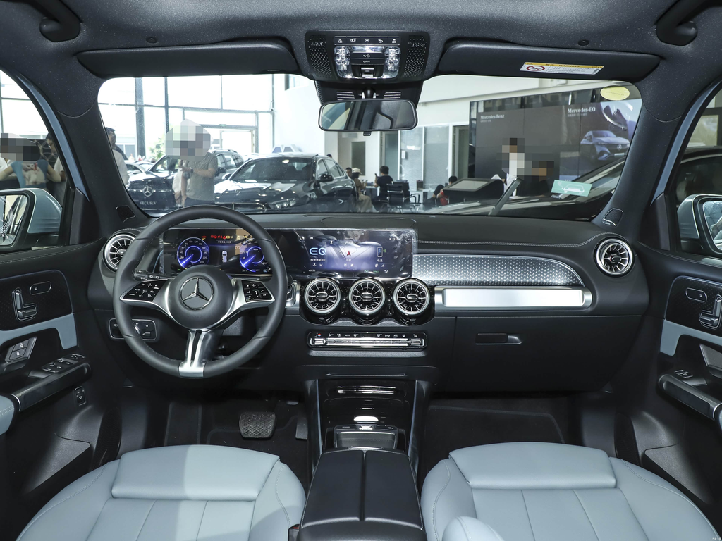 Mercedes-Benz EQB 260 2025