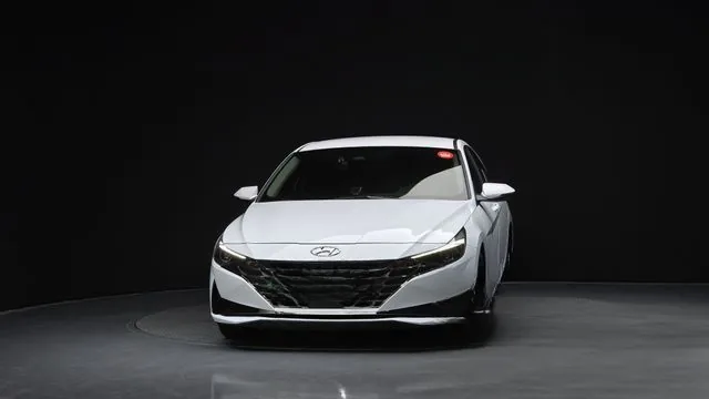 Hyundai Avante 2023 1.6 Modern