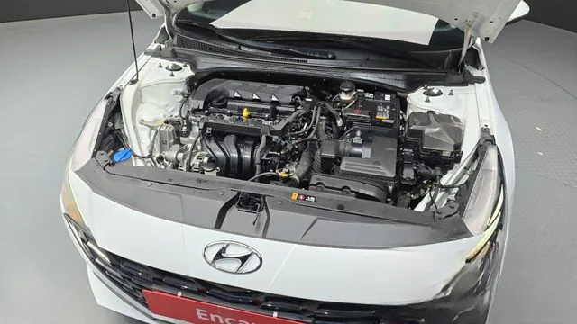 Hyundai Avante 2023 1.6 Modern