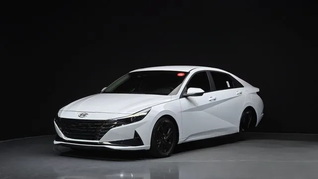 Hyundai Avante 2023 1.6 Modern