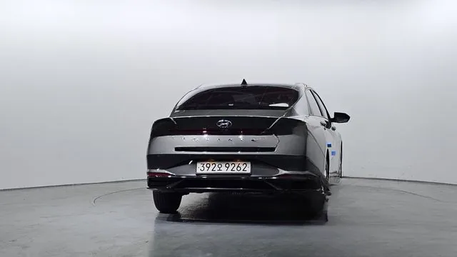 Hyundai Avante 2021 1.6 Modern