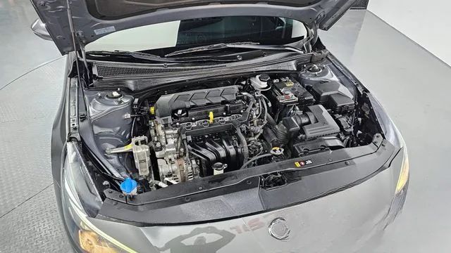 Hyundai Avante 2021 1.6 Modern