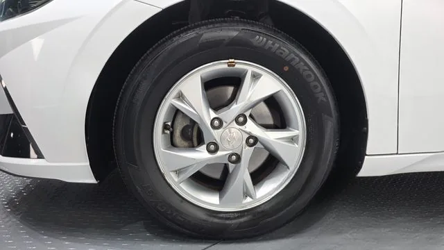 Hyundai Avante 2021 1.6 Modern