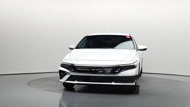 Hyundai Avante 2024 1.6 Modern