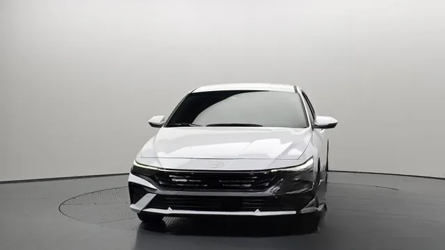 Hyundai Avante 2024 1.6 Modern