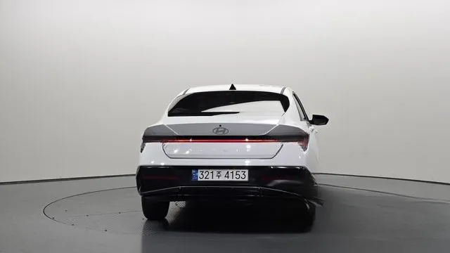Hyundai Avante 2024 1.6 Modern