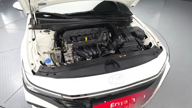 Hyundai Avante 2024 1.6 Modern