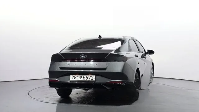 Hyundai Avante 2021 1.6 Modern