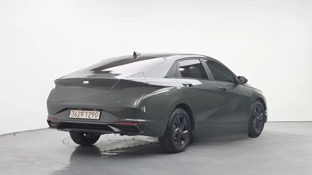 Hyundai Avante 2023 1.6 Modern