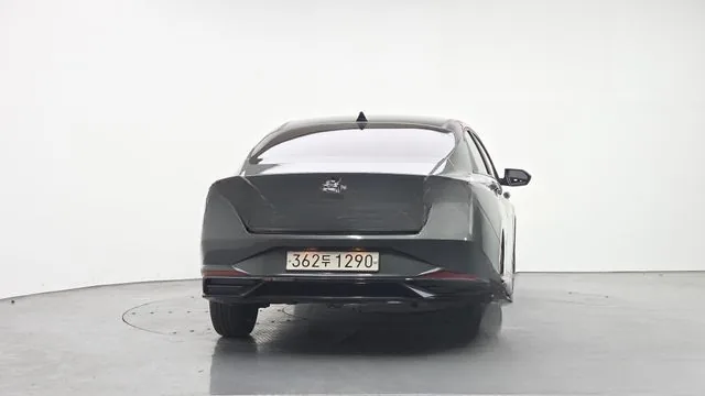 Hyundai Avante 2023 1.6 Modern