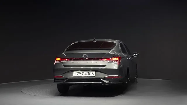 Hyundai Avante 2021 1.6 Modern