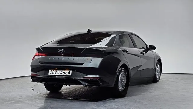 Hyundai Avante 2021 1.6 Modern