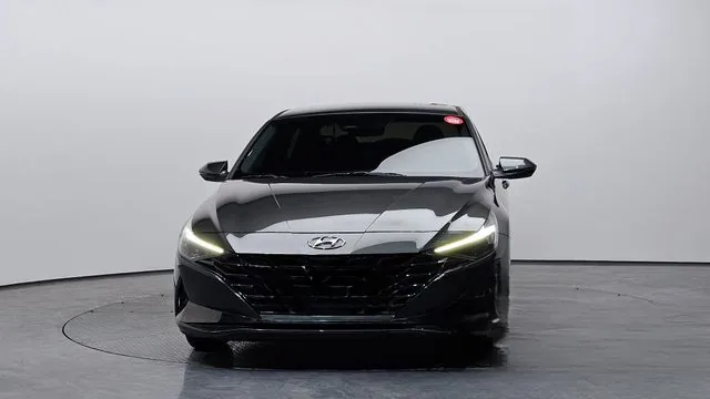Hyundai Avante 2021 1.6 Modern