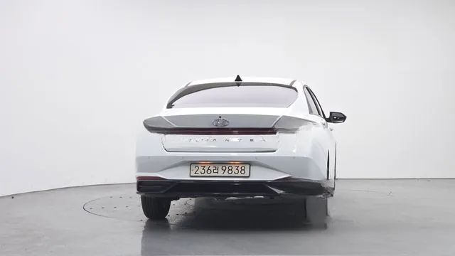 Hyundai Avante 2023 1.6 Smart