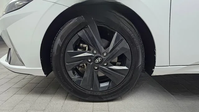 Hyundai Avante 2023 1.6 LPi (Rental Car) Modern