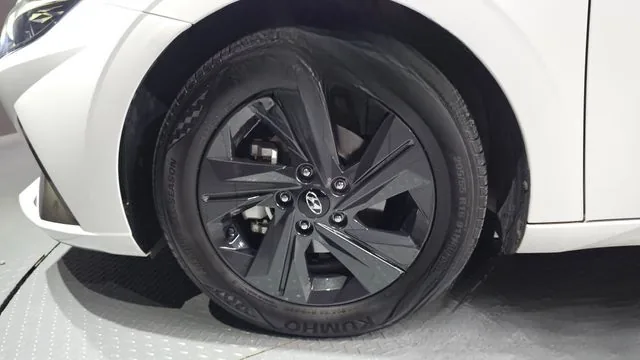 Hyundai Avante 2023 1.6 Inspiration