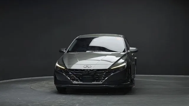 Hyundai Avante 2022 1.6 Modern