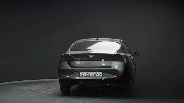 Hyundai Avante 2022 1.6 Modern