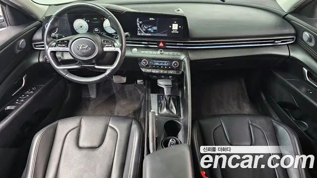 Hyundai Avante 2021 1.6 Modern