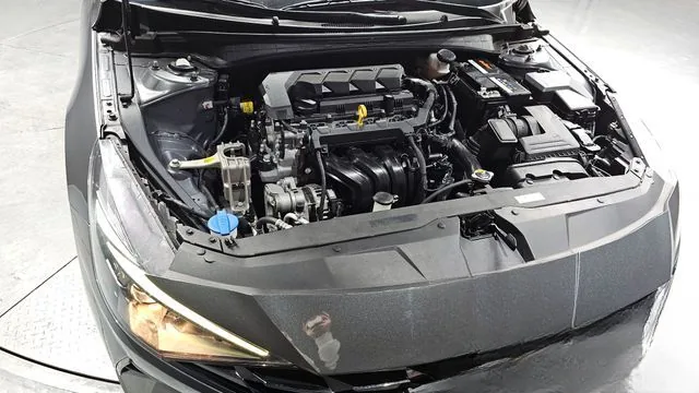 Hyundai Avante 2022 1.6 Modern