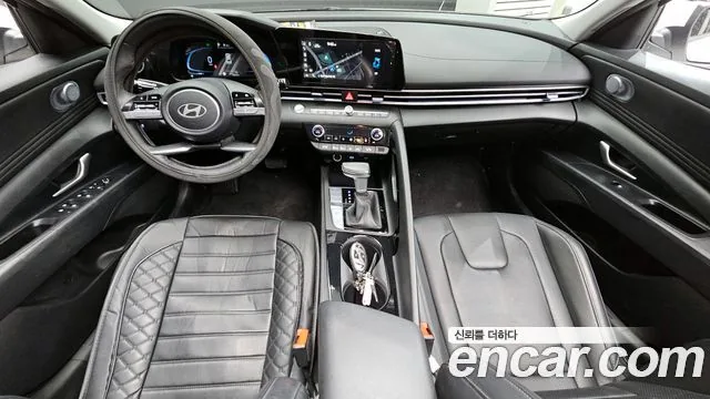 Hyundai Avante 2024 1.6 Modern