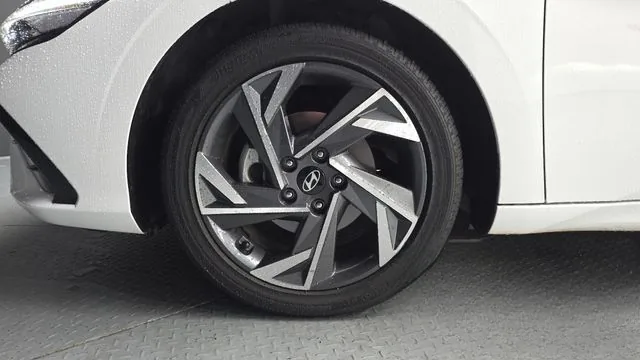 Hyundai Avante 2024 1.6 Inspiration