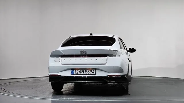 Hyundai Avante 2021 1.6 Modern