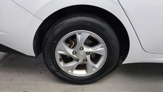 Hyundai Avante 2021 1.6 Modern