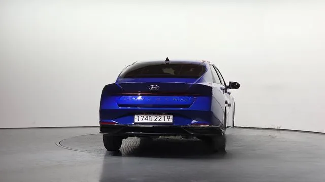 Hyundai Avante 2021 1.6 Modern