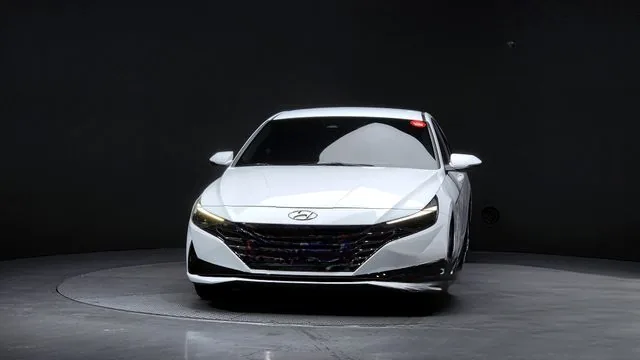 Hyundai Avante 2022 1.6 Modern