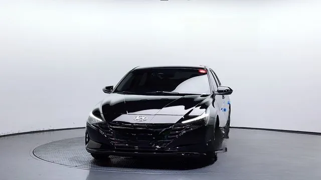 Hyundai Avante 2023 1.6 Modern