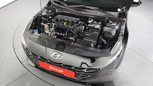 Hyundai Avante 2023 1.6 Modern
